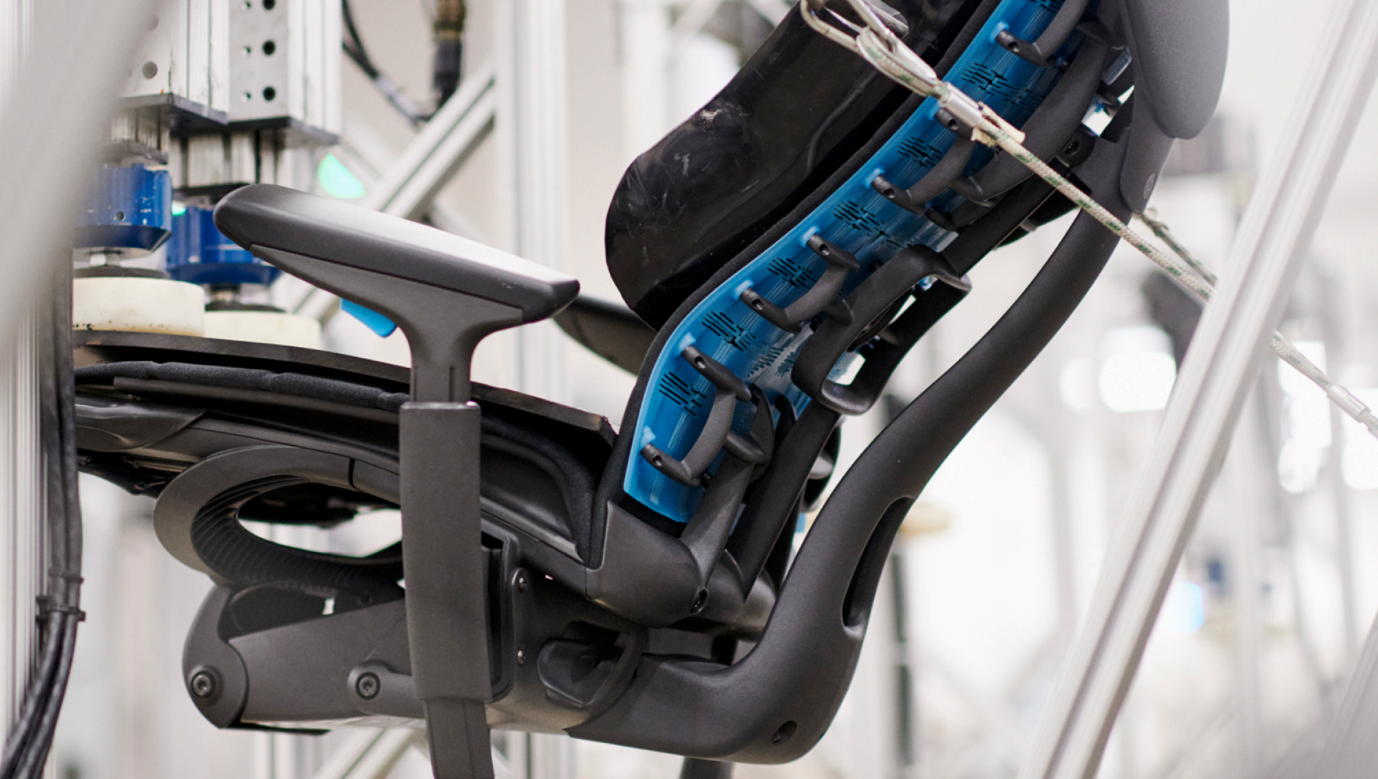 Embody ゲーミング チェアハーマンミラー × ロジクール G