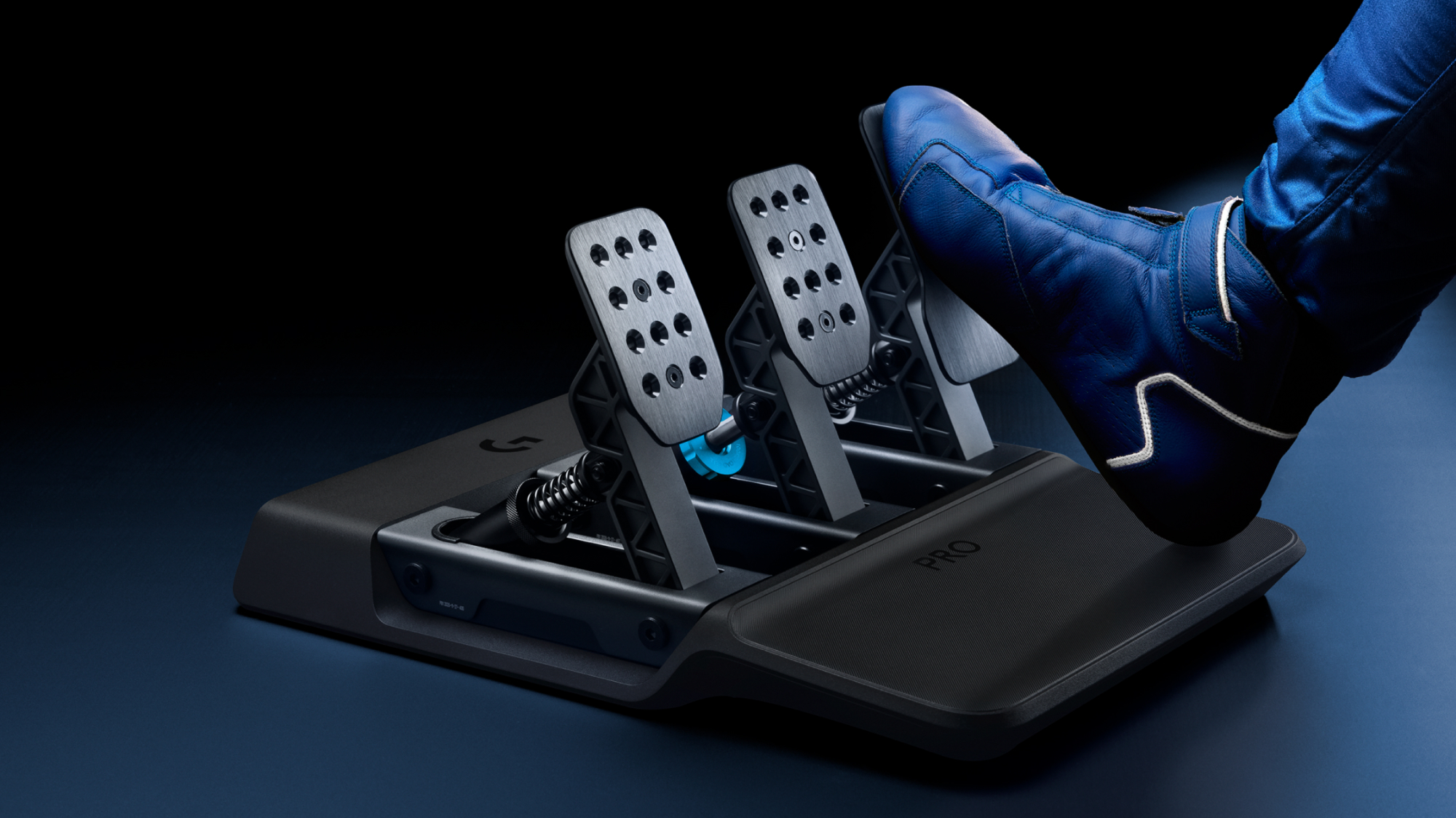 Logitech G PROのレーシングホイールセット プレイステーション、Xbox、PC用PROレーシングホイール｜ロジクールG