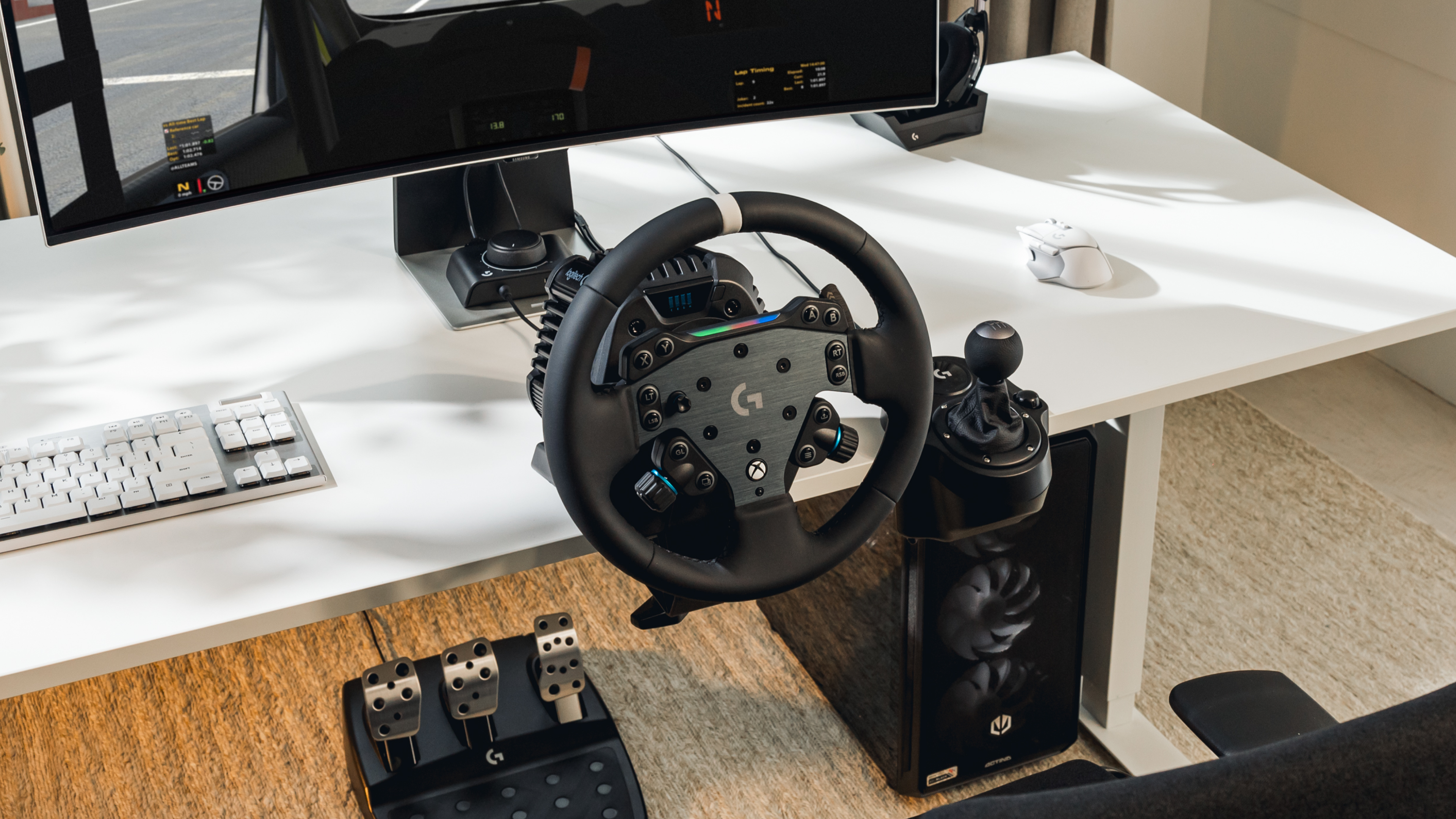 ロジクールGレーシングアダプター - ホイールとペダルをミックス&マッチ