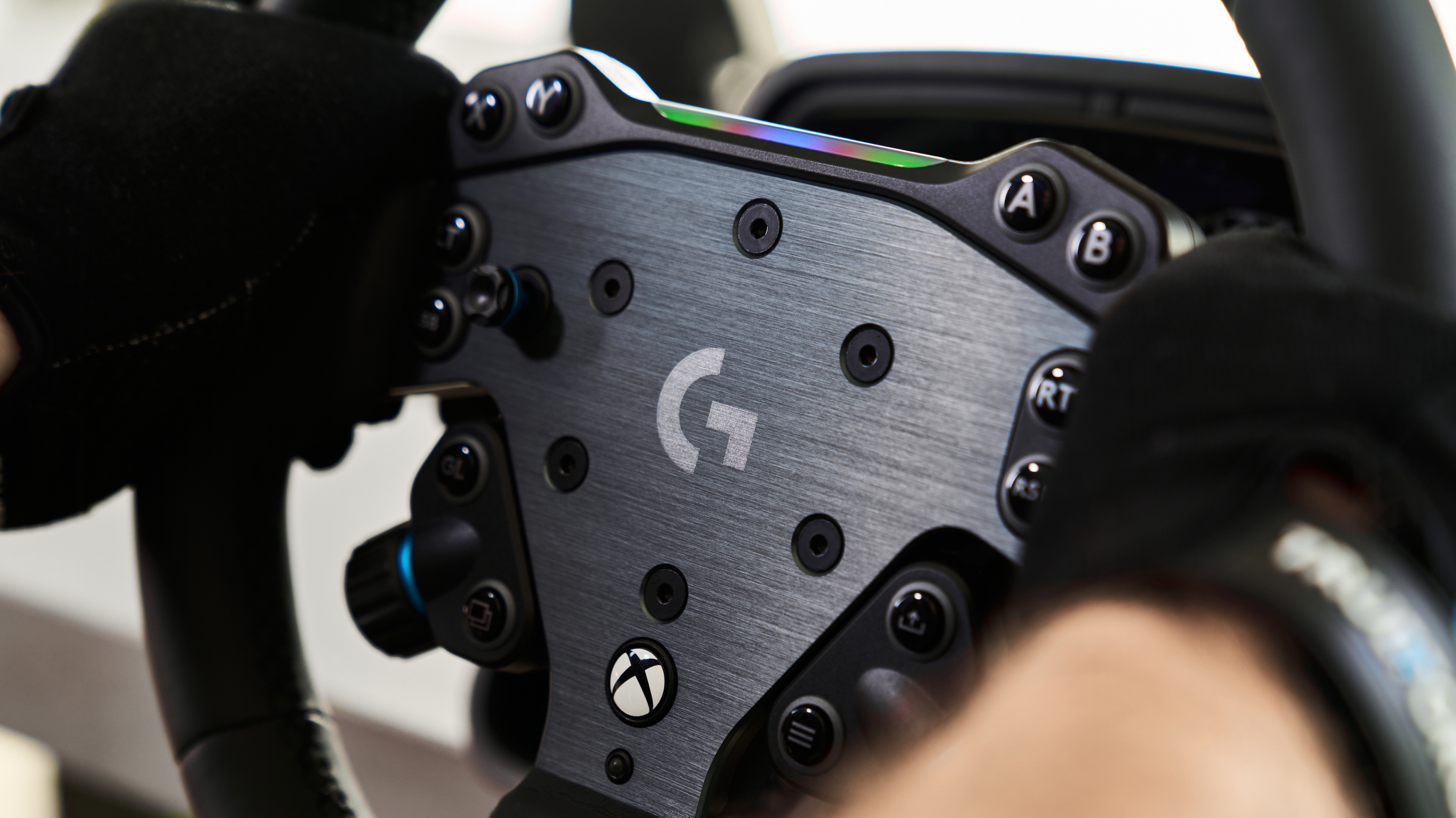 rs-round-wheel-hub-feature-04.jpg