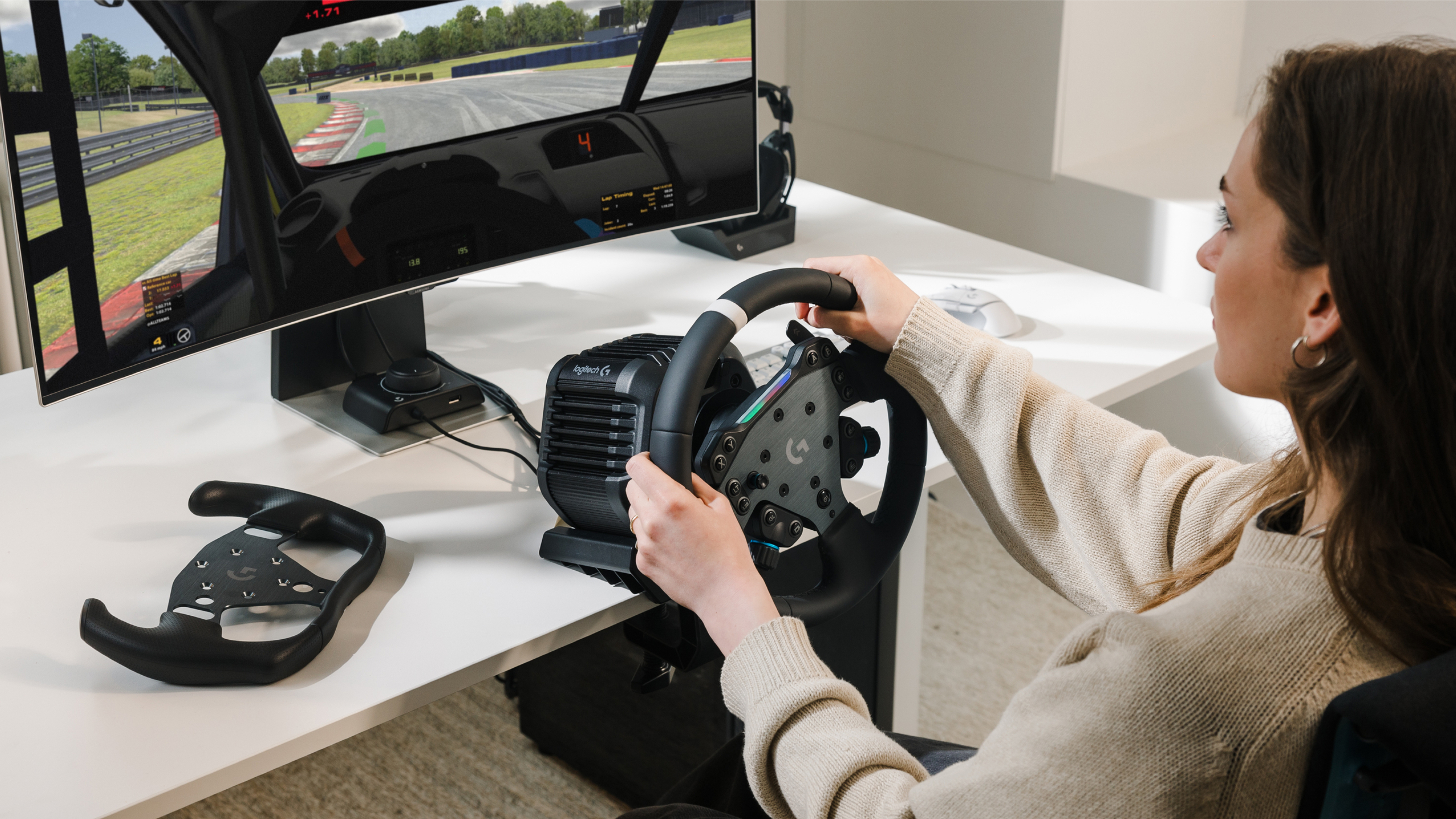 RS50 Base - ダイレクトドライブ レーシングホイールベース | ロジクール G
