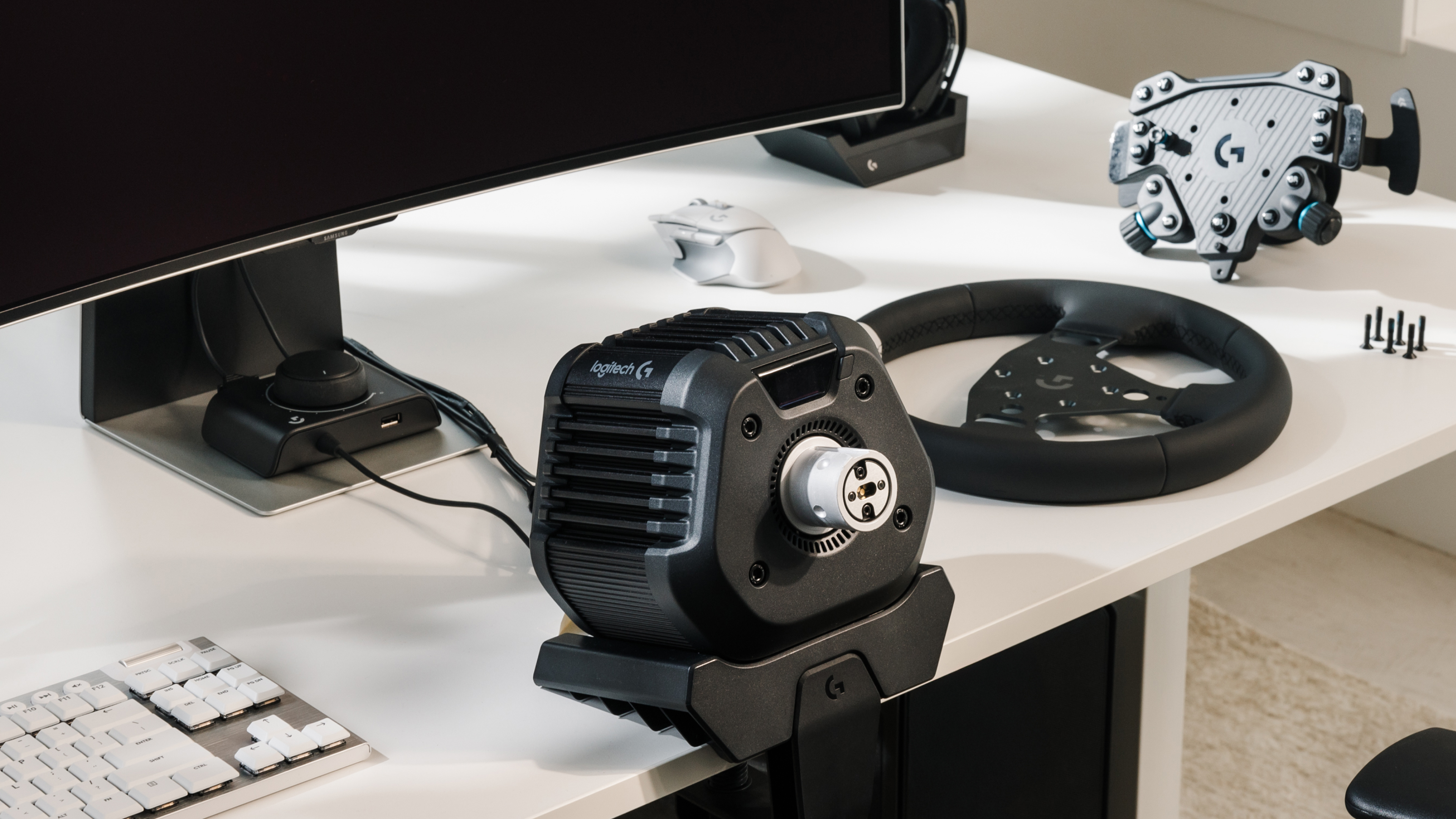 rs50-base-setup-in-table-